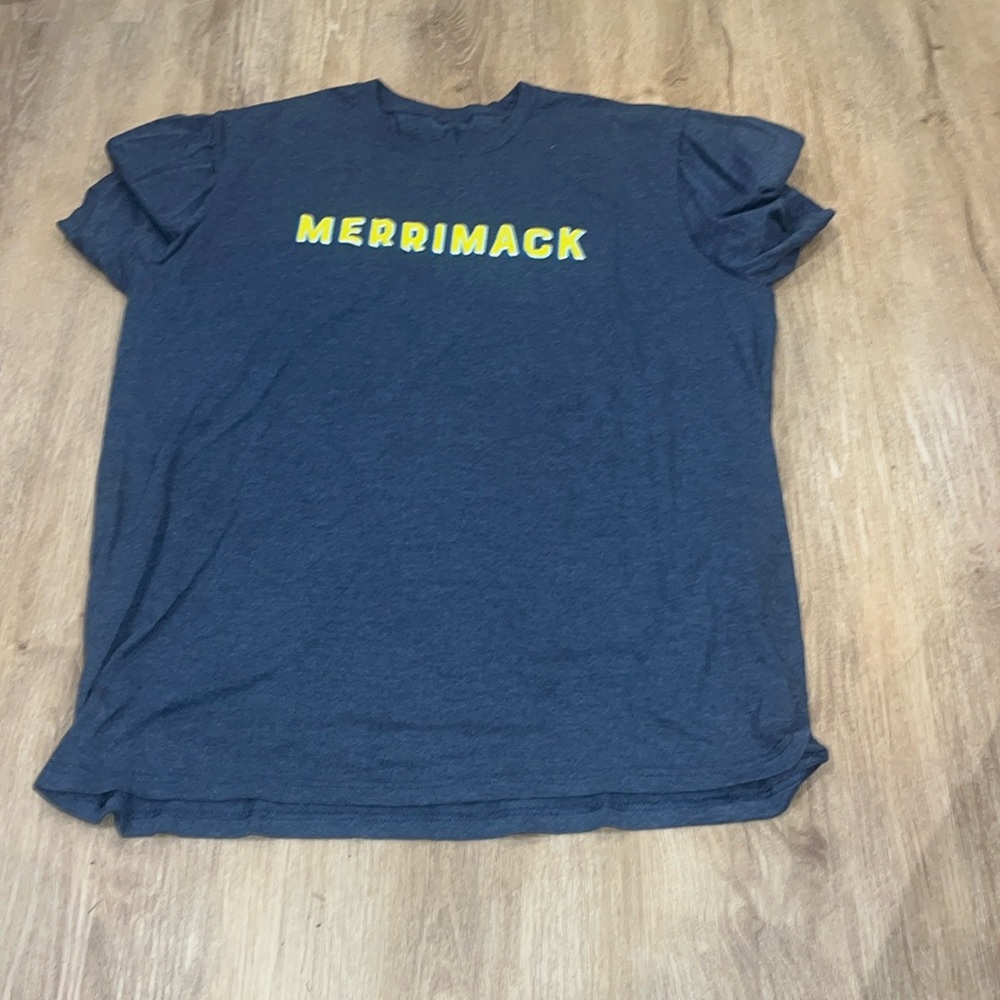 Merrimack College - Teeshirt - Size XL Men’s